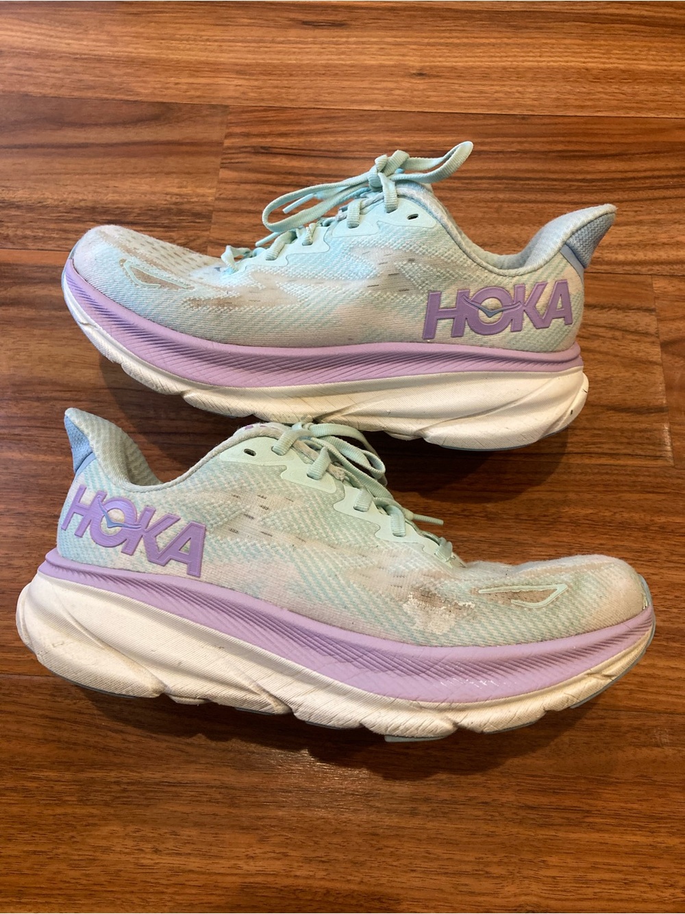 Hoka One One HOKA Clifton 9 Sunlit Ocean Lilac Mist  Women’s SZ 8D
